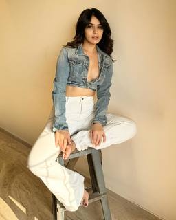 Siddhika Sharma feet photo 13