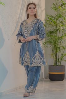 Sidra Niazi feet photo 14