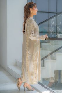 Sidra Niazi feet photo 12
