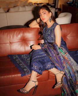 Sidra Niazi feet photo 2