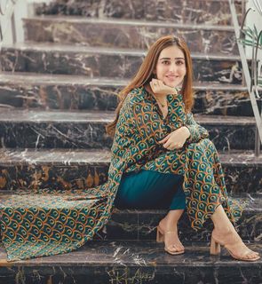 Sidra Niazi feet photo 5