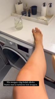 Sidse Mickelborg feet photo 1