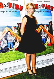 Sidse Mickelborg feet photo 15