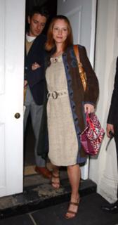 Sienna Guillory feet photo thumbnail
