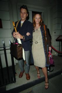 Sienna Guillory feet photo thumbnail