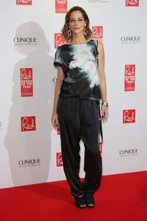 Sienna Guillory feet photo thumbnail