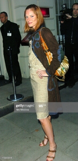 Sienna Guillory feet photo thumbnail