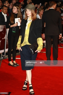 Sienna Guillory feet photo thumbnail