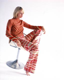 Sienna Guillory feet photo thumbnail