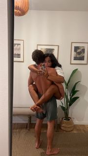 Sienna Mae Gomez feet photo 3