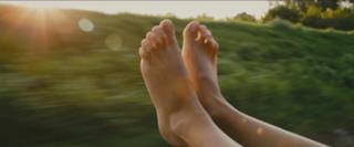 Sienna Miller feet photo thumbnail