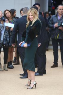 Sienna Miller feet photo thumbnail