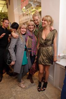 Sienna Miller feet photo thumbnail