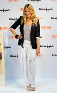 Sienna Miller feet photo thumbnail