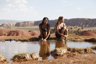 Sienna Miller feet photo thumbnail