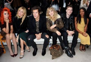 Sienna Miller feet photo thumbnail