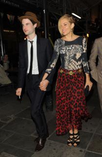 Sienna Miller feet photo thumbnail