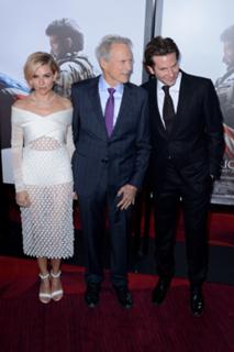 Sienna Miller feet photo thumbnail