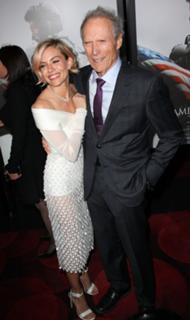 Sienna Miller feet photo thumbnail