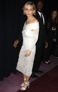 Sienna Miller feet photo thumbnail