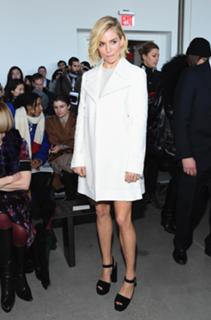 Sienna Miller feet photo thumbnail