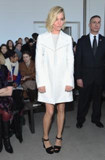 Sienna Miller feet photo thumbnail