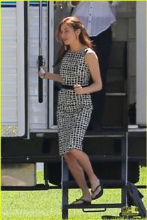 Sienna Miller feet photo thumbnail