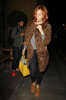 Sienna Miller feet photo thumbnail