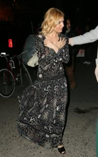 Sienna Miller feet photo thumbnail