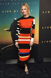 Sienna Miller feet photo thumbnail