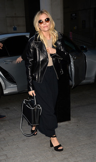 Sienna Miller feet photo thumbnail