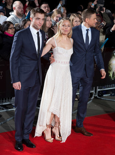 Sienna Miller feet photo thumbnail