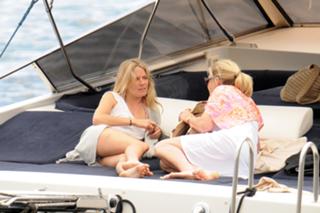 Sienna Miller feet photo thumbnail