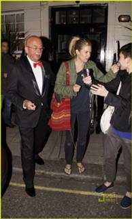 Sienna Miller feet photo thumbnail