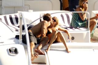 Sienna Miller feet photo thumbnail