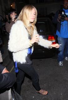 Sienna Miller feet photo thumbnail