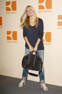 Sienna Miller feet photo thumbnail