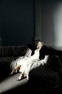Sienna Miller feet photo thumbnail