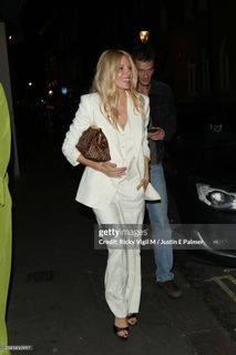 Sienna Miller feet photo thumbnail