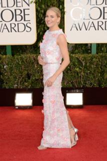 Sienna Miller feet photo thumbnail