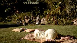 Sienna Miller feet photo thumbnail