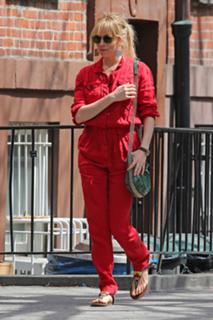 Sienna Miller feet photo thumbnail