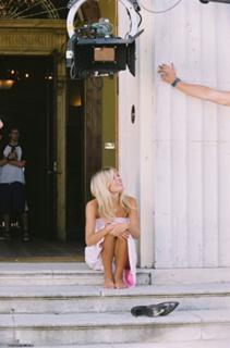 Sienna Miller feet photo thumbnail