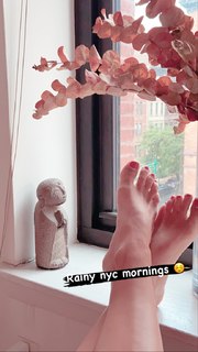 Sierra Boggess feet photo 1