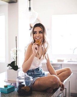 Sierra Furtado feet photo 12