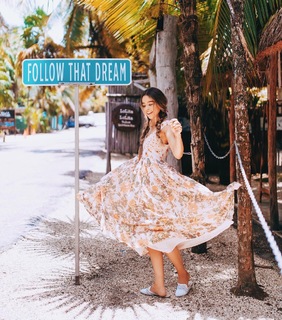 Sierra Furtado feet photo 8