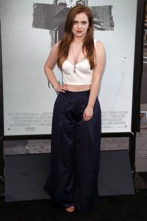 Sierra McCormick feet photo thumbnail