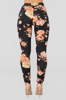 Sierra Skye feet photo thumbnail