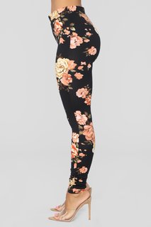 Sierra Skye feet photo thumbnail