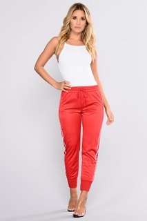 Sierra Skye feet photo thumbnail